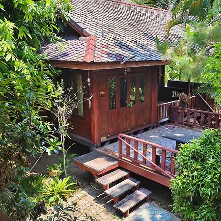 Hello Countryside Bed & Breakfast Ban Khang Hong Tai Exterior photo